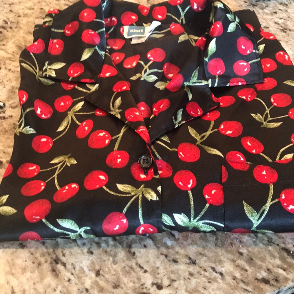 Medium ladies Long sleeve top and pants pajamas